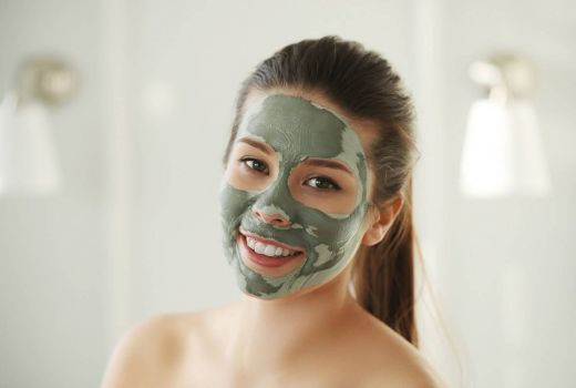 Memakai Clay Mask, Apakah Ada Efek Samping? - GenPI.co