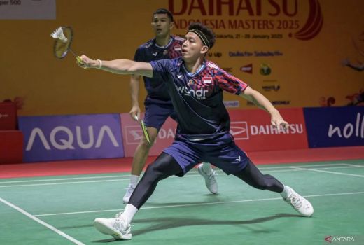 Tampil Solid, Fajar/Rian Melaju ke Semifinal Indonesia Masters 2025 - GenPI.co