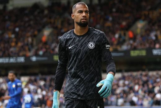 Chelsea Dibantai Manchester City, Enzo Maresca Kritik Robert Sanchez - GenPI.co