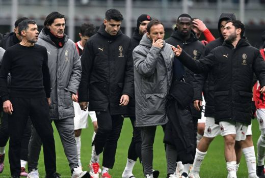 Ribut dengan Kapten AC Milan, Sergio Conceicao: Saya Orangnya Blak-blakan - GenPI.co