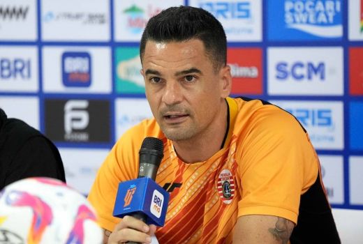 Carlos Pena Mulai Bicara Target Persija Jakarta Bidik Posisi 4 Besar Liga 1 - GenPI.co
