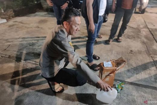 Teguk Miras Oplosan Kadar Alkohol 96%, 8 Warga Cianjur Kehilangan Nyawa - GenPI.co