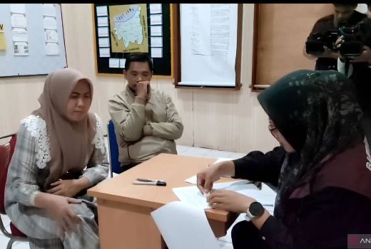 Kades Kohod Arsin Mangkir Pemeriksaan, Kuasa Hukum Ikut Kehilangan Jejak - GenPI.co