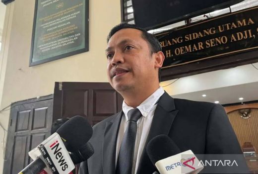 Hasto Kristiyanto Minta Tunda Pemeriksaan, Ronny Talapessy: Kami Ajukan 2 Praperadilan - GenPI.co