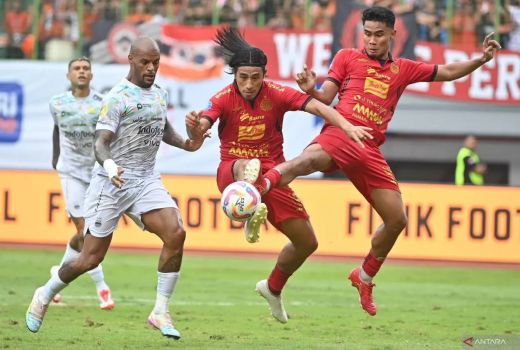 Lupakan Persija, Persib Bandung Siapkan Strategi Hadapi Madura United - GenPI.co