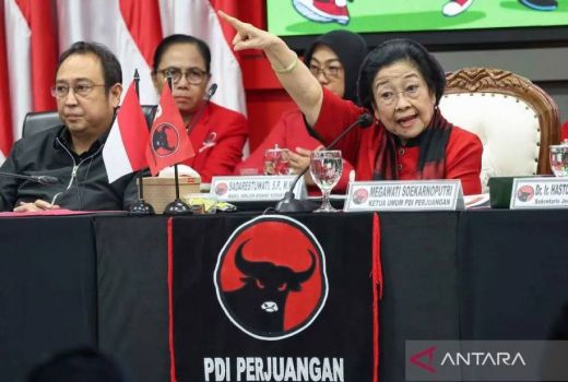 Megawati Larang Kepala Daerah PDIP Hadiri Retret Akmil, Ada Apa? - GenPI.co