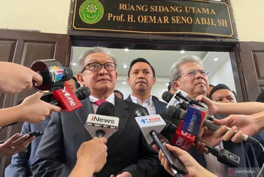 Sidang Praperadilan Ditunda, Kubu Hasto Kristiyanto: Kami Harap Bukan Akal-akalan - GenPI.co