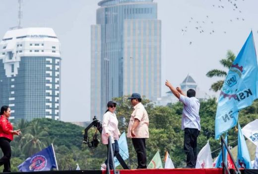 Puan Maharani Pastikan DPR RI Perkuat Kebijakan Lindungi Hak Buruh - GenPI.co