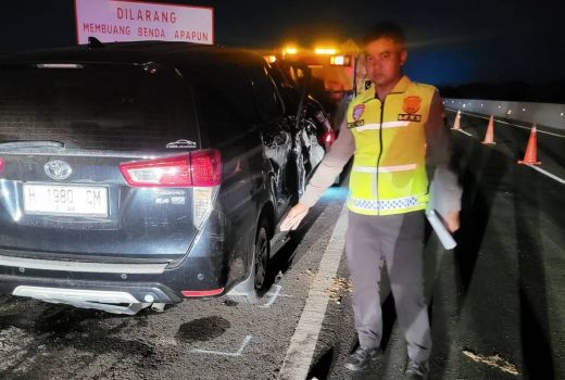 Mobil Anggota DPR Kecelakaan di Tol Pemalang-Batang, 2 Meninggal - GenPI.co