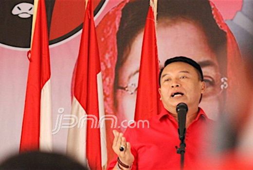 Putra Try Sutrisno Batal Dimutasi, TB Hasanuddin: TNI Mudah Digoyah - GenPI.co