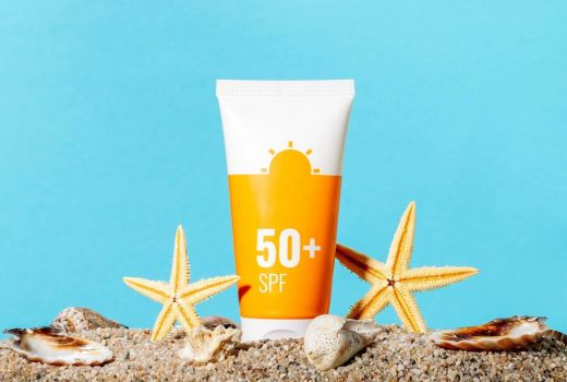 3 Sunscreen Andalan yang Patut Dicoba, Bye Kulit Terbakar - GenPI.co