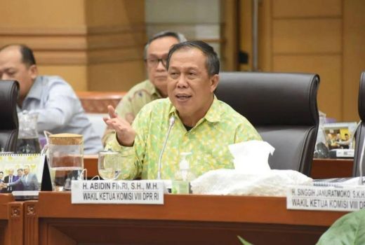 Wacana Pemberian Gelar Pahlawan ke Soeharto, Abidin Fikri: Bisa Mencederai Keadilan - GenPI.co