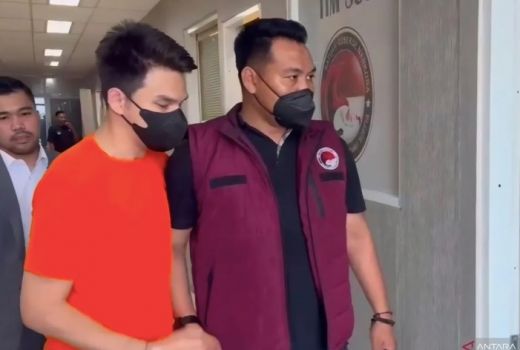 Sudah Jadi Tersangka, Jonathan Frizzy Belum Ditahan, Cuma Wajib Lapor - GenPI.co
