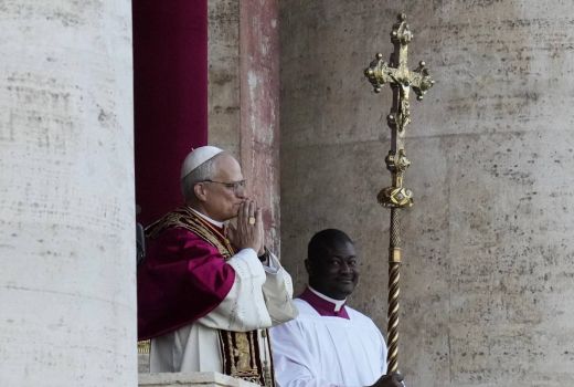 Paus Leo XIV Jadi Sorotan, Ini Fakta Menarik Pemimpin Baru Gereja Katolik - GenPI.co