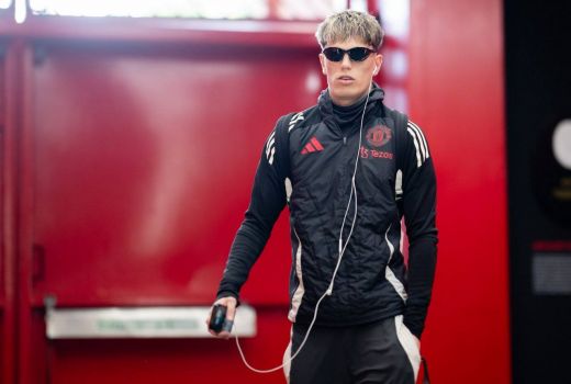 Paul Scholes Minta Manchester United Jangan Jual Alejandro Garnacho - GenPI.co