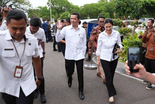 Wamenpora Taufik Hidayat Menghadiri Ratas Bersama Prabowo - GenPI.co