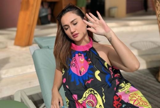 Tengku Dewi Putri Batasi Komunikasi dengan Andrew Andika, Cuma soal Anak - GenPI.co