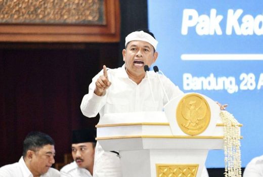Dedi Mulyadi Bakal Kirim Orang Dewasa ke Barak, Dididik Semi Militer - GenPI.co