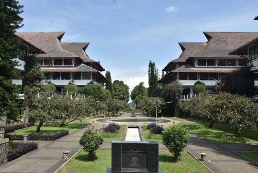 ITB Janji Perkuat Literasi Digital dan Etika Setelah Penahanan Mahasiswanya - GenPI.co