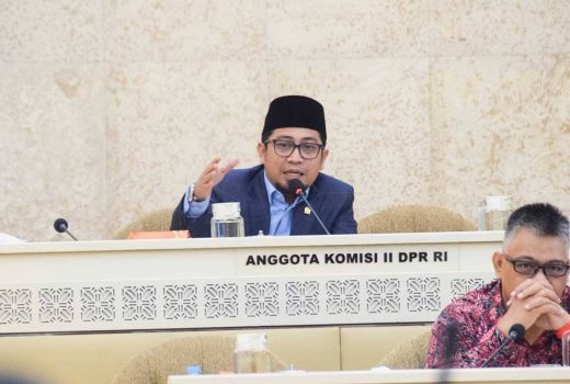 Tak Banyak Kontribusi untuk PAD, BUMD Ditata Ulang DPR RI dan Pemerintah - GenPI.co
