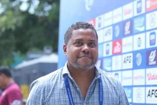 Divaldo Sebut Pelaku Pelemparan Bus Persik Bukan Ulah Suporter - GenPI.co