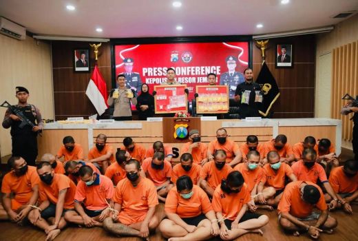 Polres Jember Sikat 20 Kasus Narkoba dan Sita 339 Gram Sabu-Sabu - GenPI.co