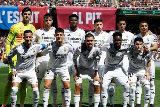 Dikalahkan Barcelona, Real Madrid Alami Perpecahan Internal - GenPI.co