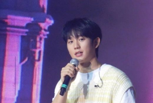 Drama Korea Lovestuck! Dibintangi Jung Hae In dan Ha Young, Kisahnya Sangat Romantis - GenPI.co