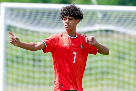 Tim Pencari Bakat Manchester United Pantau Perkembangan Cristiano Ronaldo Jr - GenPI.co