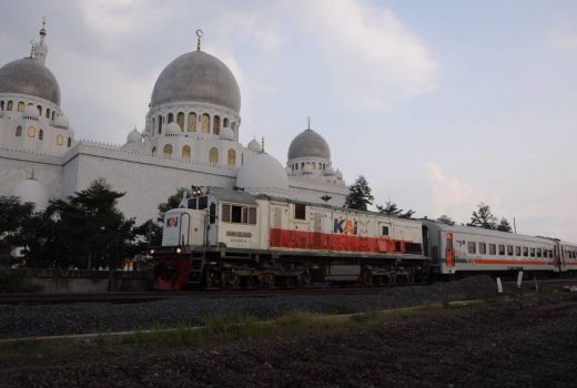 Kereta di Daop 6 Makin Tepat Waktu, OTP Capai 99,79% - GenPI.co