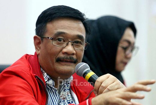 Persilakan Jokowi Duduki Ketum PSI, Djarot: Sudah Dipecat dari PDIP - GenPI.co