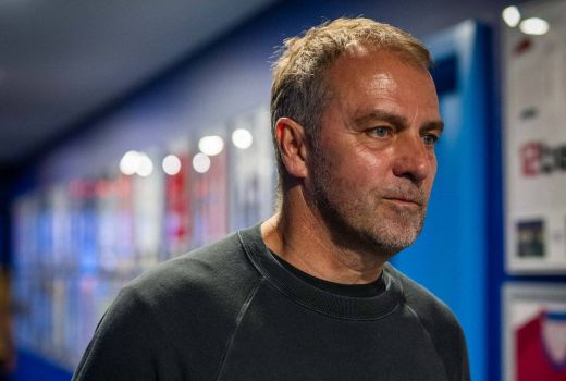 Barcelona Juara LaLiga Spanyol 2024/25, Hansi Flick: Kami Seperti Keluarga - GenPI.co