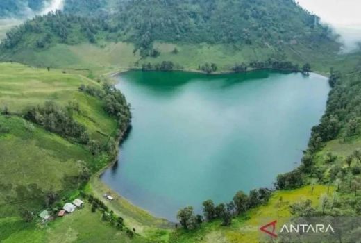 Asyik! Jalur Pendakian Gunung Semeru Kembali Dibuka, Ini Harga Tiket dan Syaratnya - GenPI.co
