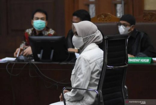 Geledah Rumah Kasus Suap Eks Bupati Kuker, KPK Sita Rp788 Juta hingga 41.300 Dolar AS - GenPI.co