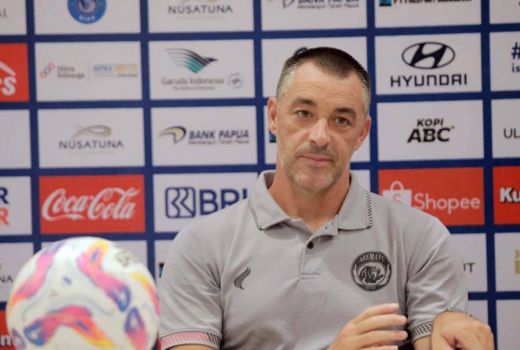 Ditekan PSBS dan Sempat Tertinggal, Mental Pemain Arema FC Dipuji Ze Gomes - GenPI.co