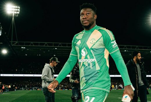 Susah Dijual Manchester United, Andre Onana Bakal Dipinjamkan - GenPI.co