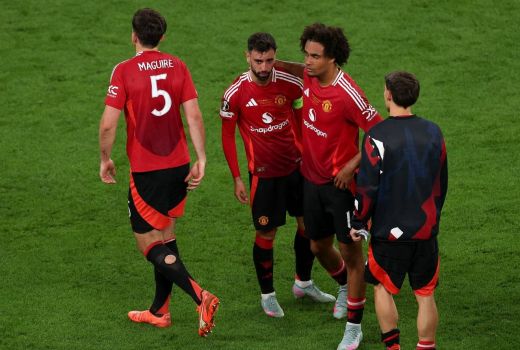 Manchester United Didenda Adidas Rp 218 Miliar karena Gagal ke Liga Champions - GenPI.co