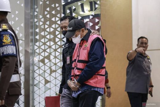 Kejagung Sita Laptop hingga Dokumen dari Rumah 3 Tersangka Korupsi Sritex - GenPI.co
