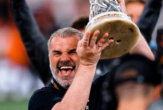 Bawa Tottenham Hotspur Juara Liga Europa, Ange Postecoglou: Saya Ingin Bertahan - GenPI.co