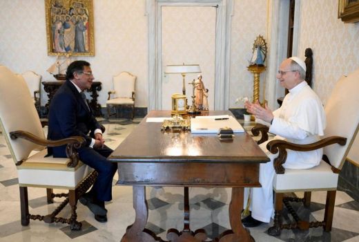 Kolombia Usul Vatikan Jadi Tuan Rumah Perundingan Damai dengan Kelompok Pemberontak - GenPI.co
