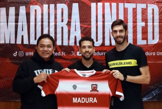 Performa Konsisten, Pedro & Iran Dipagari Madura United - GenPI.co
