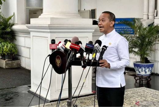 Bahlil Memohon Agar Cari Isu Produktif Daripada Ijazah Jokowi - GenPI.co