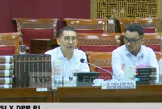 Sebut Sejarah Milik Rakyat, DPR RI Tolak Label Resmi pada Buku Proyek Kemenbud - GenPI.co