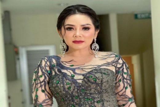 Ayah Meninggal, Kristina: Bapak Sudah Enggak Sakit Lagi - GenPI.co