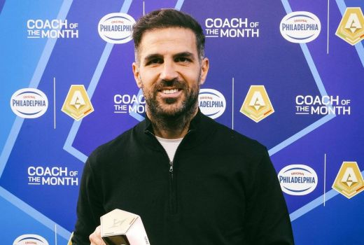 Cesc Fabregas Disebut Bakal Jadi Pengganti Simone Inzaghi di Inter Milan - GenPI.co