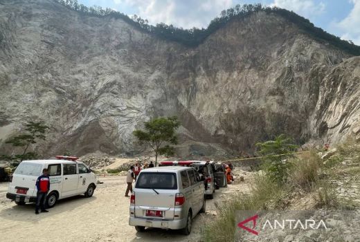 ESDM Jabar: Al-Zariyah Sudah Dilarang Menambang Sebelum Longsor Gunung Kuda - GenPI.co