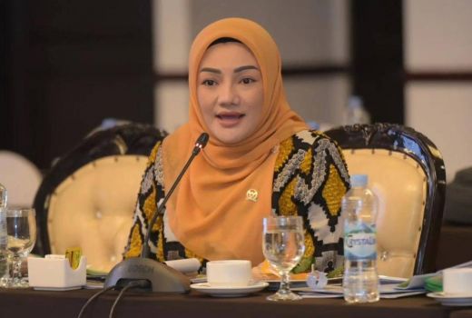 DPR RI Sebut Putusan MK Soal Pendidikan Gratis Langkah Maju, Harus Segera Dirumuskan - GenPI.co