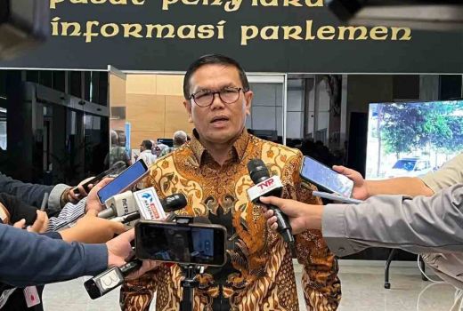 DPR RI Sebut Putusan MK Soal Pendidikan Gratis Harus Dijalankan, Demi NKRI - GenPI.co