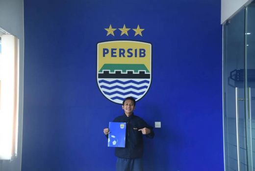 Disebut Local Hero, Beckham Putra Lanjut Bareng Persib Sampai 2028 - GenPI.co