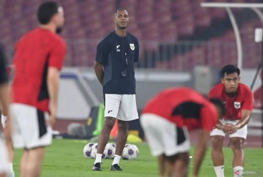 Kluivert Coret 5 Pemain Timnas Jelang Lawan China, Asnawi dan Arhan Out - GenPI.co
